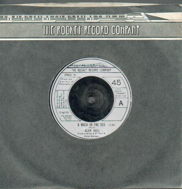 Alan Hull - A Walk In The Sea / Corporation Rock