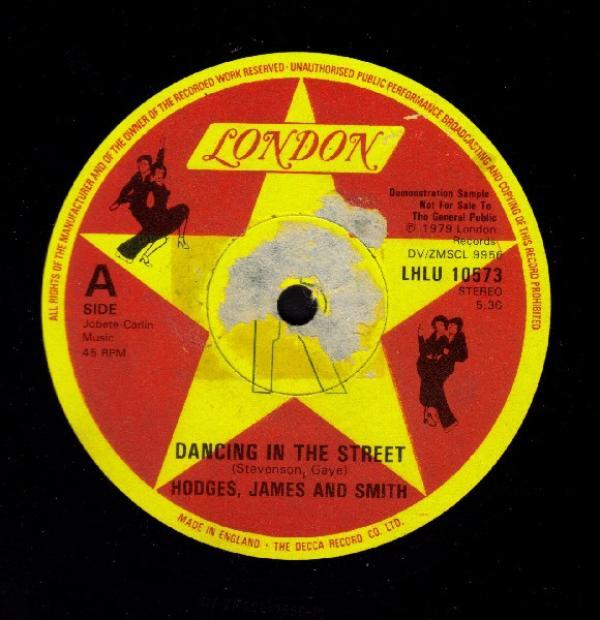 Hodges, James And Smith - Dancing In The Street