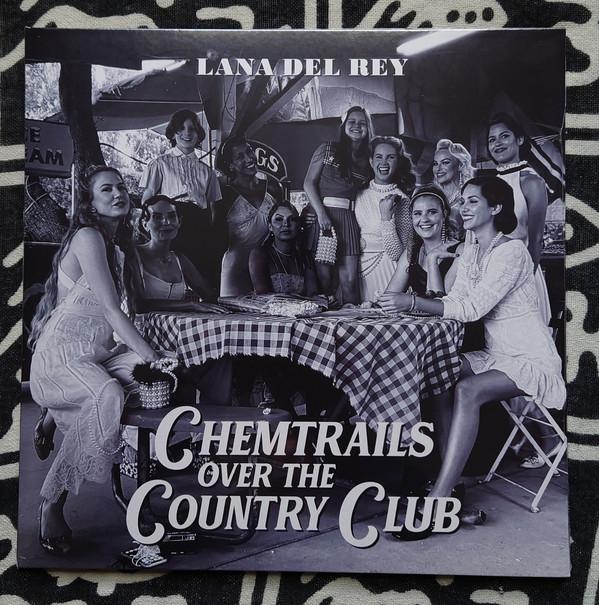 Lana Del Rey - Chemtrails Over The Country Club