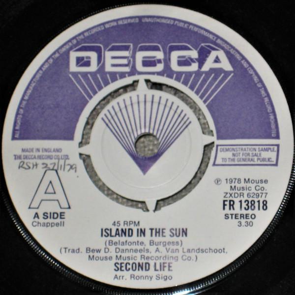 Second Life (3) - Island In The Sun